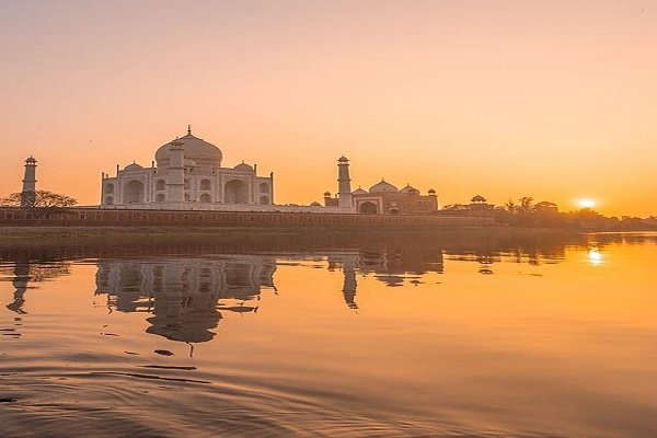 faridabad to agra Cabs