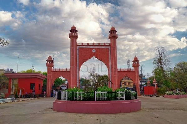 ludhiana to aligarh cabs
