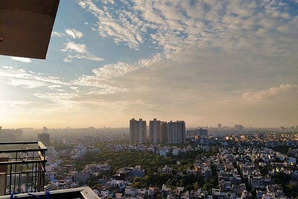 rishikesh to noida cabs