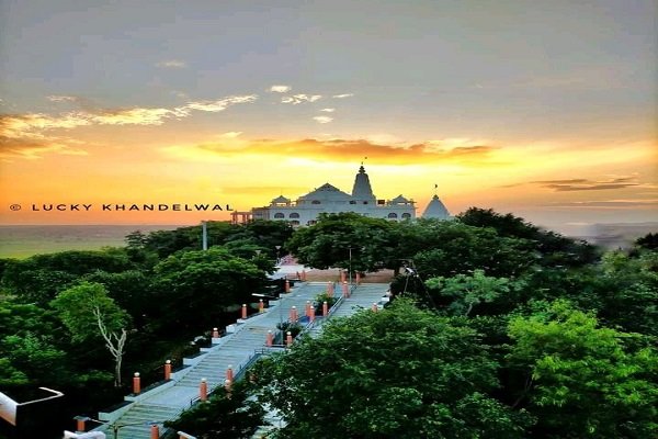 ujjain to guna cabs