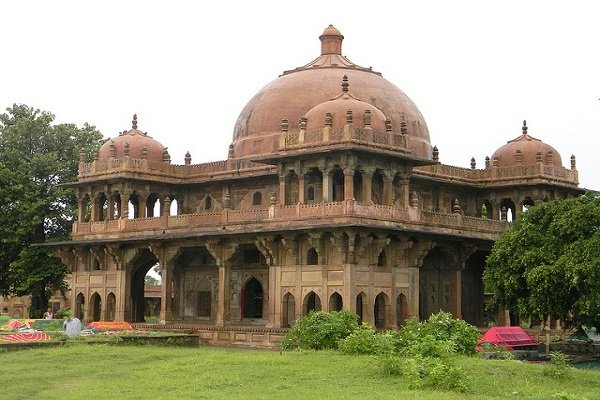 Arrah to Bihar Sharif cabs