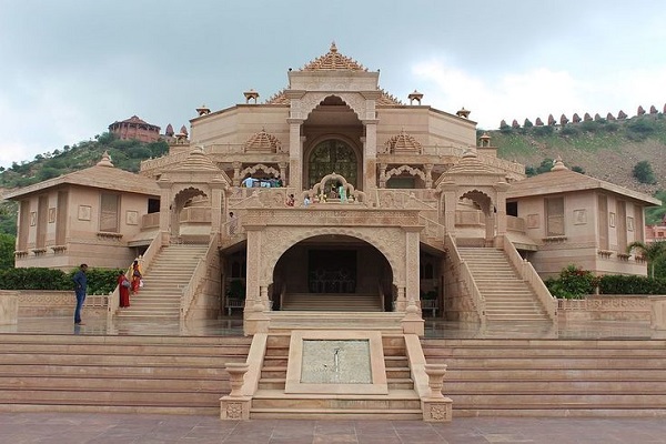 meerut to ajmer cabs